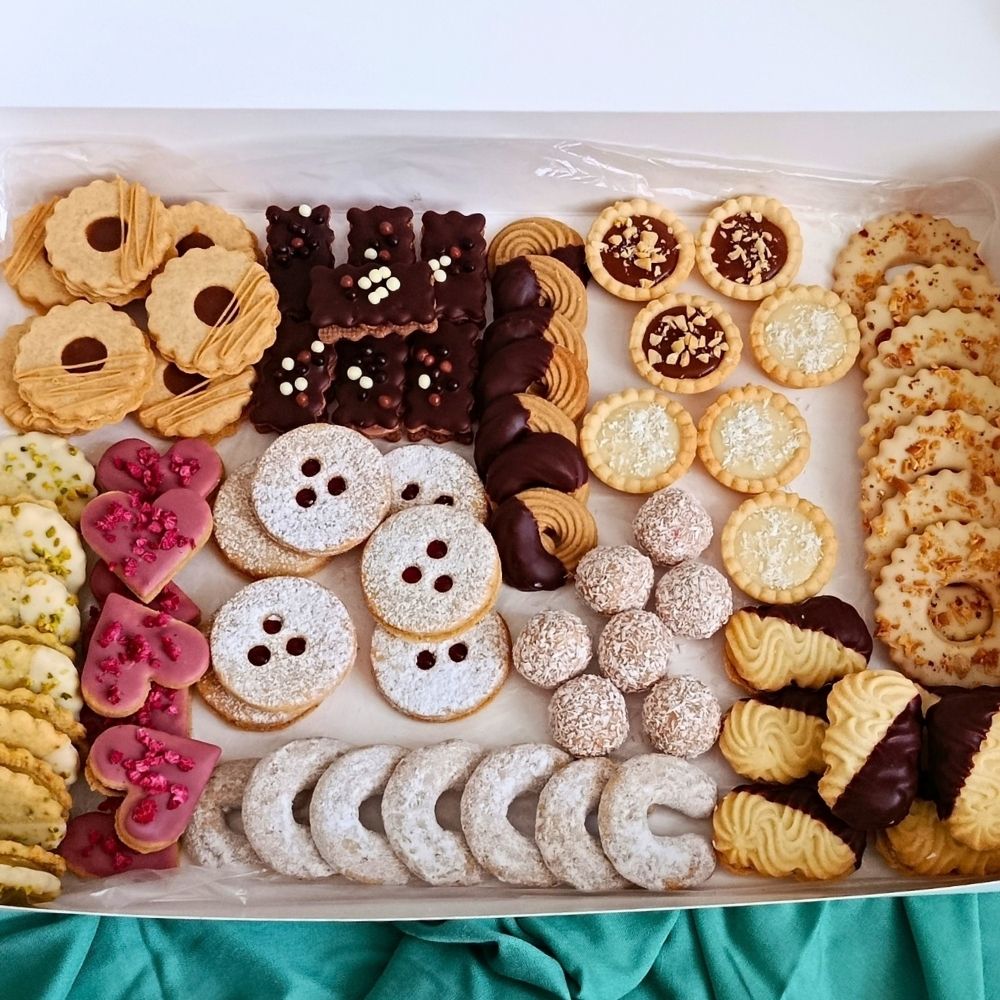 Kolekce vánočního cukroví (11 druhů po 7 kusech)